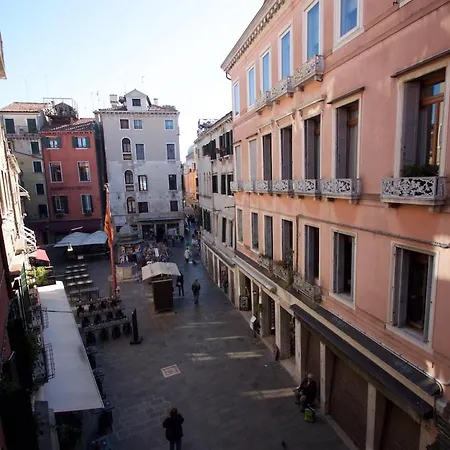 Ca' Maule - Venetian Charm In San Marco Venedig